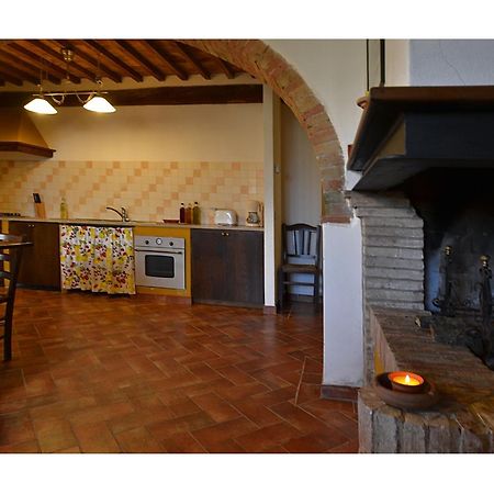 Agriturismo Bellavista Radicondoli Rum bild