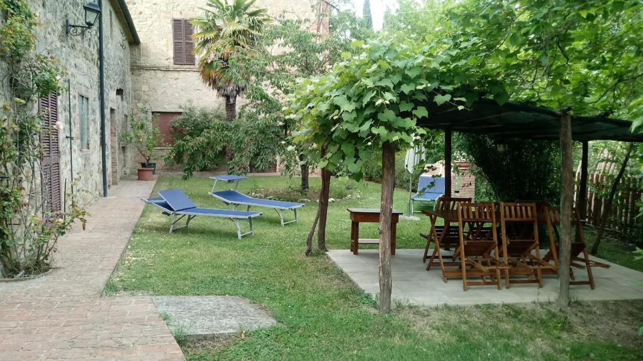 Agriturismo Bellavista Radicondoli Exteriör bild